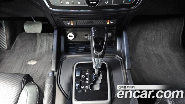 SsangYong Rexton 2018 thumb 9