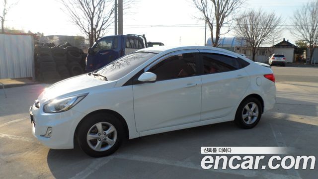 Hyundai Accent 2011 thumb 2
