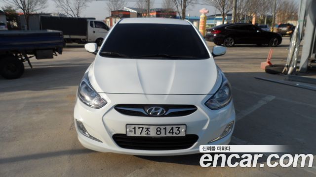 Hyundai Accent 2011 thumb 4
