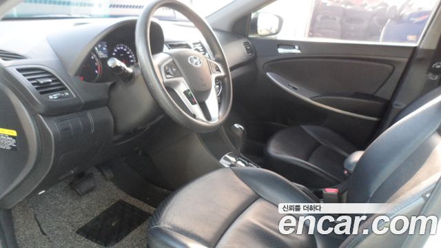 Hyundai Accent 2011 thumb 11