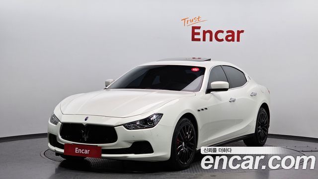 Maserati Ghibli 2015 thumb 2