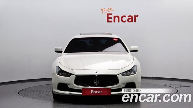 Maserati Ghibli 2015 thumb 4