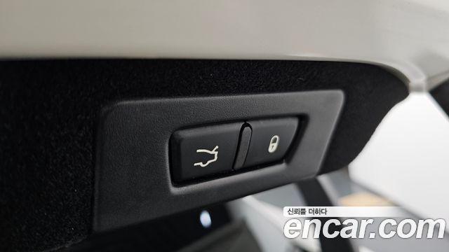 Maserati Ghibli 2015 thumb 12