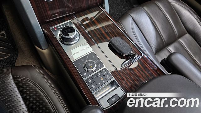 Land Rover Range Rover 2017 thumb 9