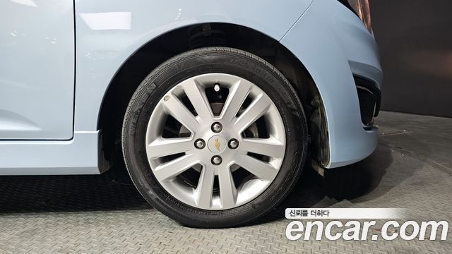 Chevrolet Spark 2015 thumb 5