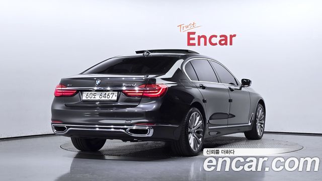 BMW 7 серии 2017 thumb 3