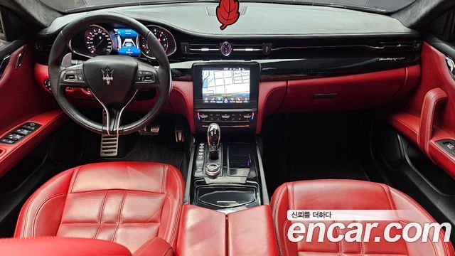 Maserati Quattroporte 2017 thumb 7