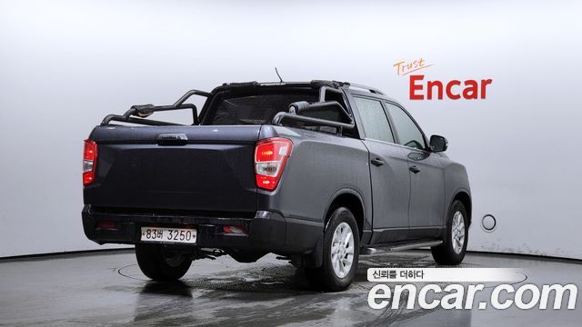 SsangYong Rexton 2020 thumb 3