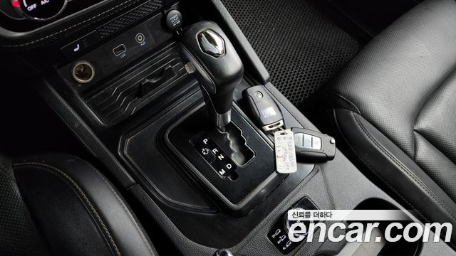 SsangYong Rexton 2020 thumb 10