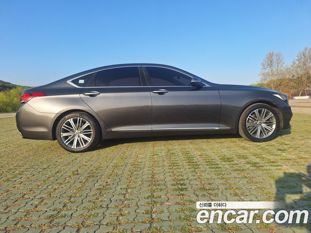 Genesis G80 2016 thumb 6
