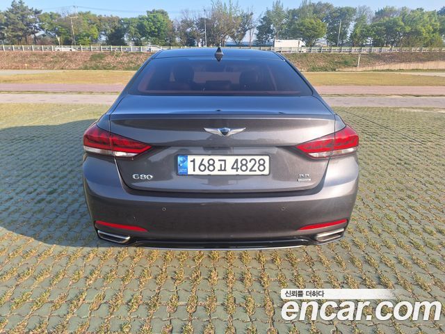 Genesis G80 2016 thumb 8