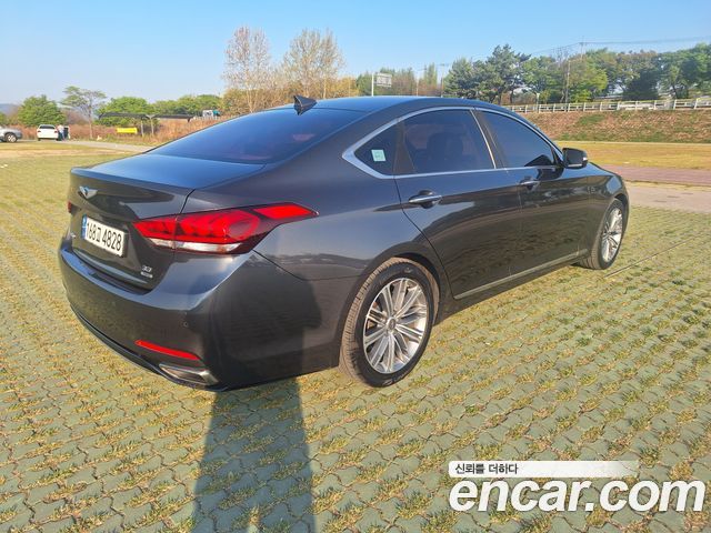 Genesis G80 2016 thumb 9