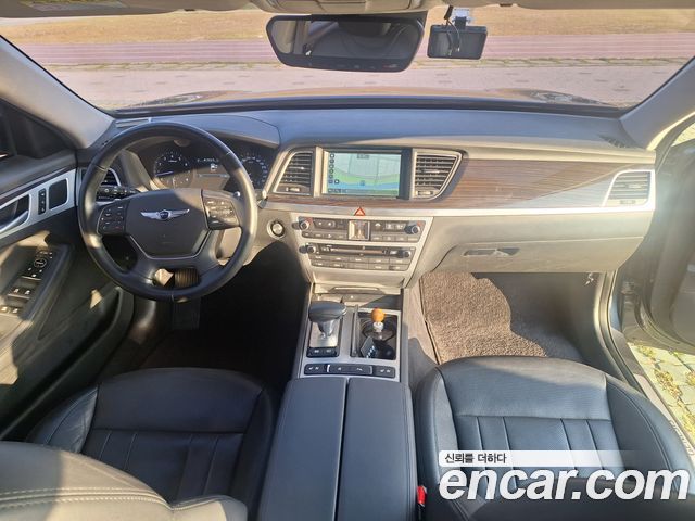 Genesis G80 2016 thumb 12