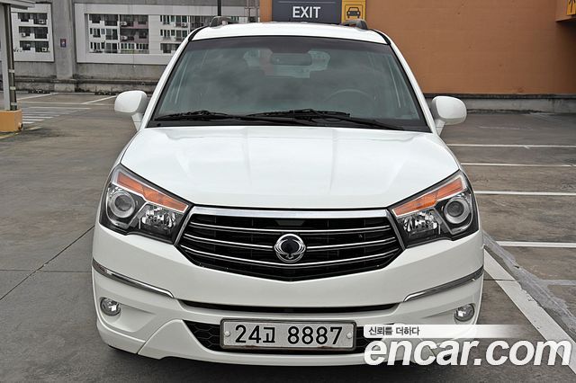 SsangYong Korando 2014 thumb 4