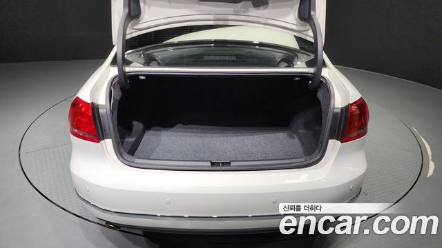Volkswagen Passat 2015 thumb 11
