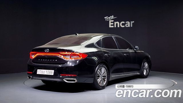 Hyundai Grandeur 2017 thumb 3