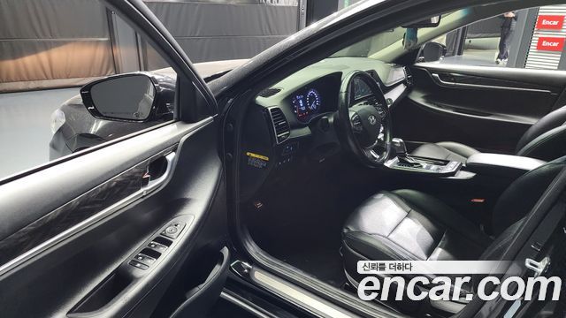 Hyundai Grandeur 2017 thumb 10