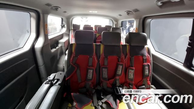 Hyundai Starex 2018 thumb 11