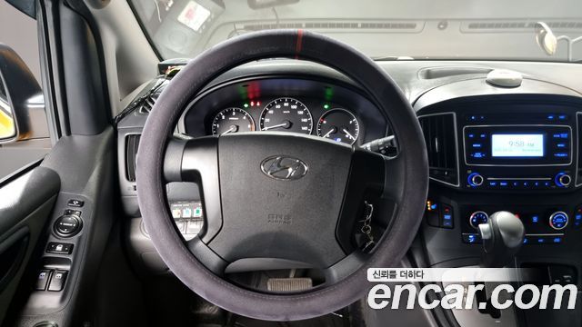Hyundai Starex 2018 thumb 12