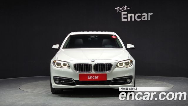 BMW 5 серии 2015 thumb 4