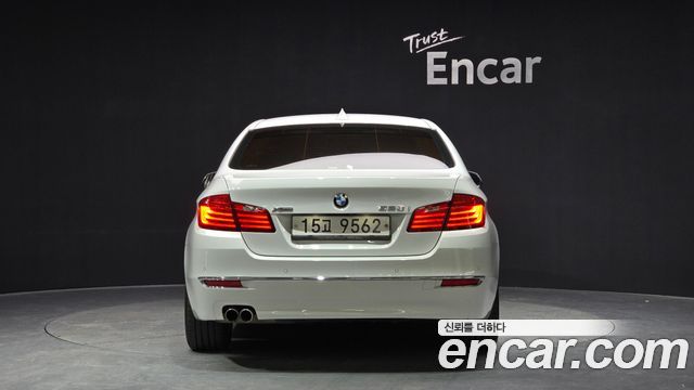 BMW 5 серии 2015 thumb 5