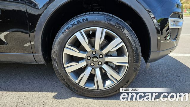 Land Rover Discovery Sport 2019 thumb 6
