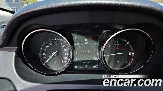 Land Rover Discovery Sport 2019 thumb 9