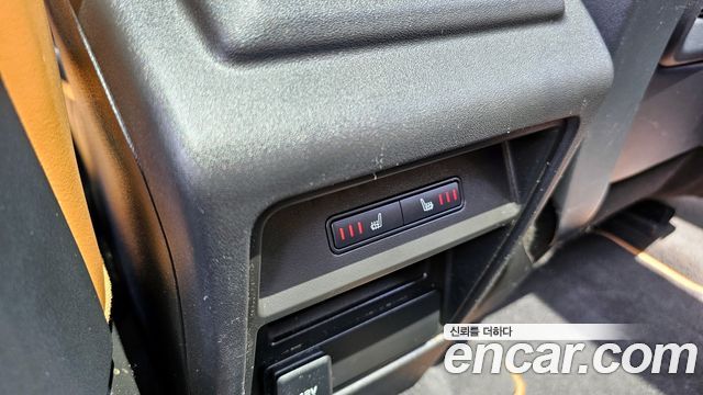 Land Rover Discovery Sport 2019 thumb 12
