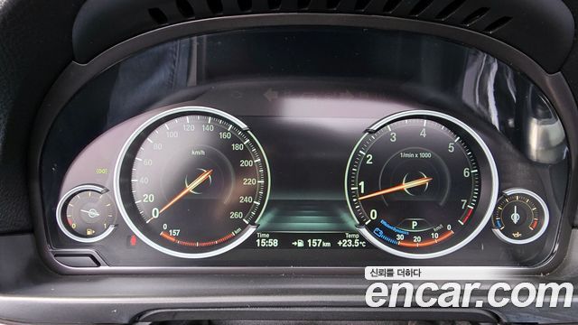 BMW 5 серии 2013 thumb 8
