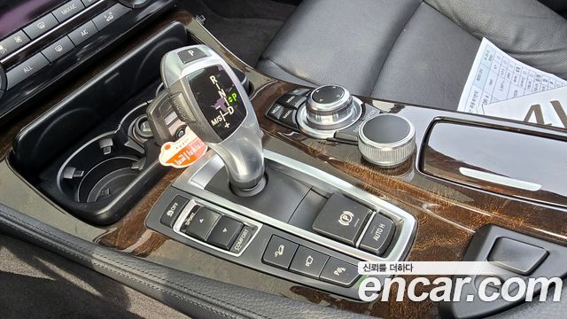 BMW 5 серии 2013 thumb 9