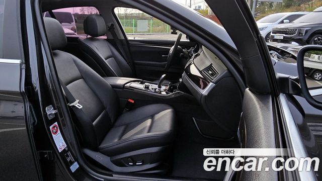 BMW 5 серии 2013 thumb 10