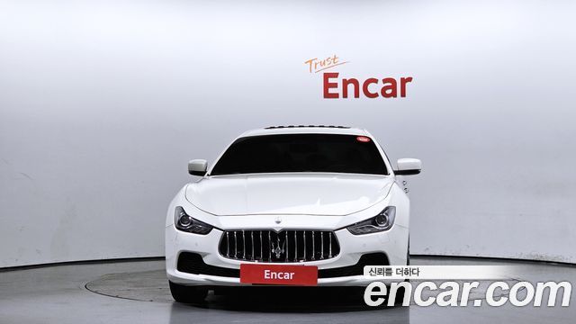 Maserati Ghibli 2015 thumb 4