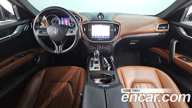 Maserati Ghibli 2015 thumb 8