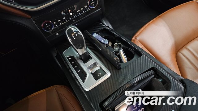 Maserati Ghibli 2015 thumb 10