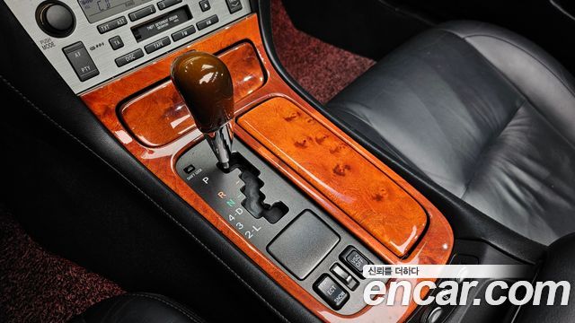 Lexus SC 2005 thumb 10