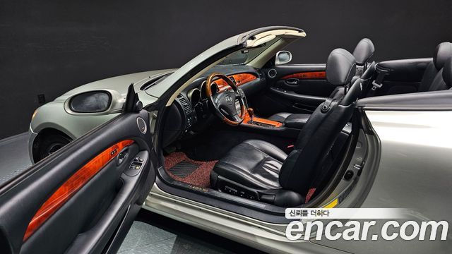 Lexus SC 2005 thumb 12