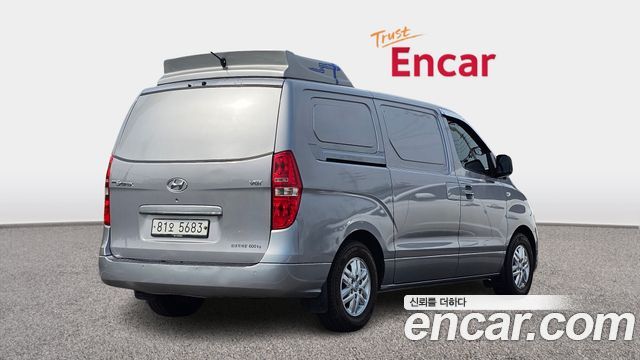 Hyundai Starex 2017 thumb 3