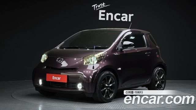 Toyota iQ 2010 thumb 2
