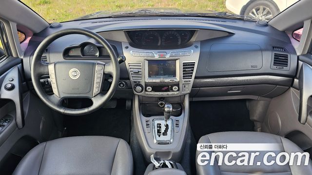 SsangYong Korando 2014 thumb 7