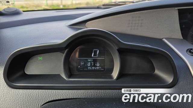 SsangYong Korando 2014 thumb 8