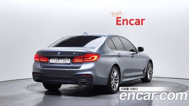 BMW 5 серии 2017 thumb 2