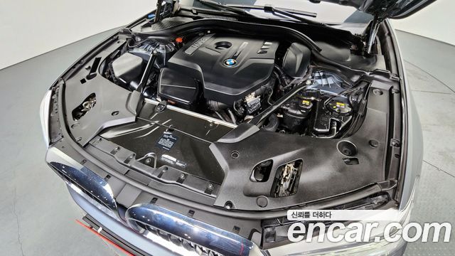 BMW 5 серии 2017 thumb 6