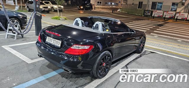 Mercedes-Benz SL 2013 thumb 10