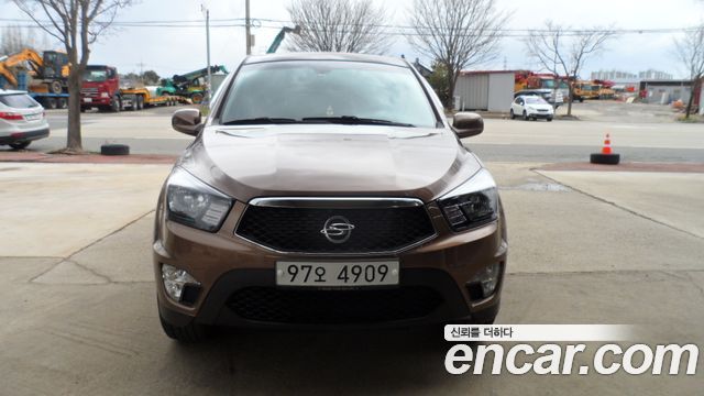 SsangYong Korando 2013 thumb 4