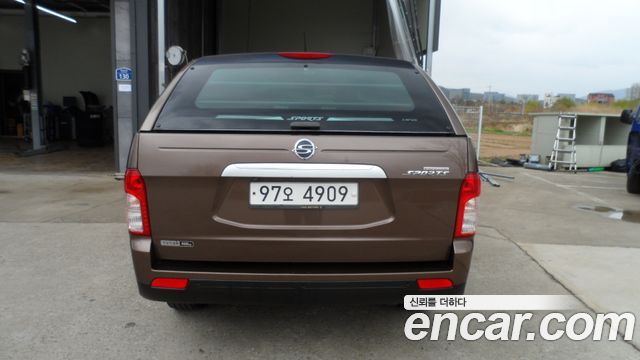 SsangYong Korando 2013 thumb 5