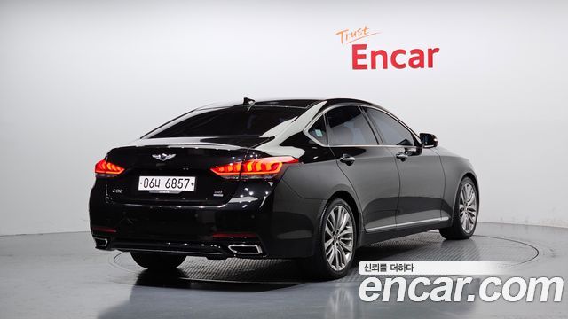 Genesis G80 2017 thumb 3