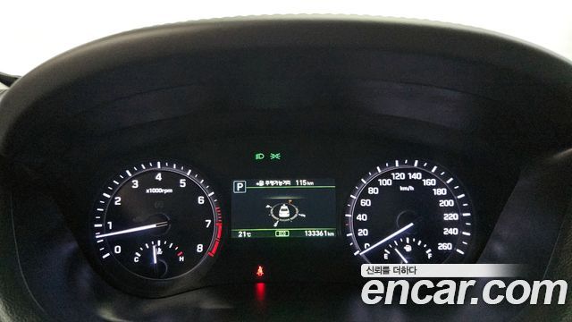 Genesis G80 2017 thumb 9