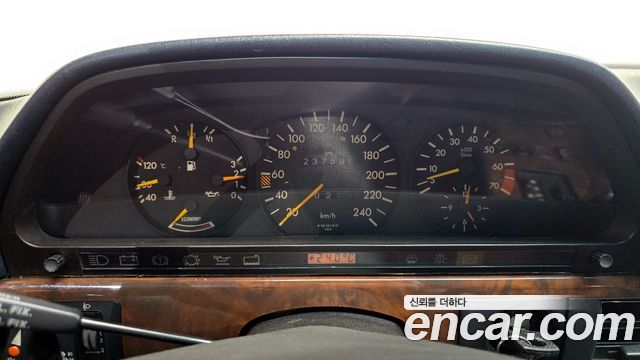 Mercedes-Benz SEL/SEC 1989 thumb 9