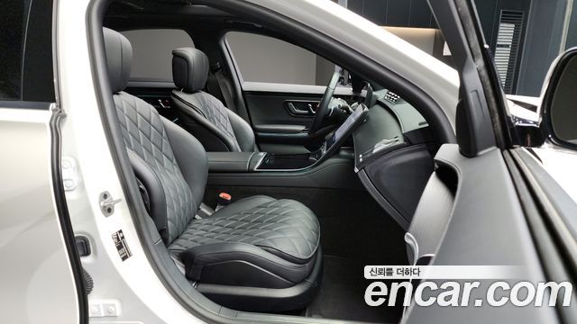 Mercedes-Benz S-Class 2023 thumb 11