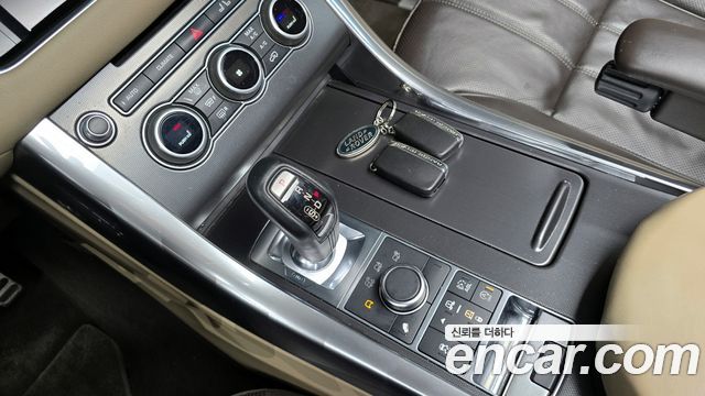 Land Rover Range Rover Sport 2016 thumb 9